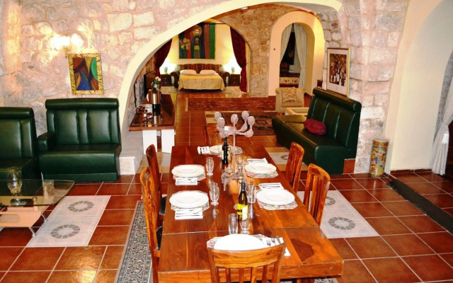 Palacio Domain Luxurious Boutique Hotel