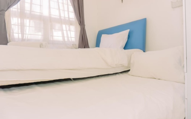 Comfort 2Br At 22Nd Floor Menara Kebon Jeruk Apartment – Guest Rooms – Jakarta