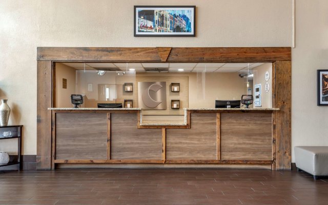 Comfort Inn Meridian - Bonita Lakes