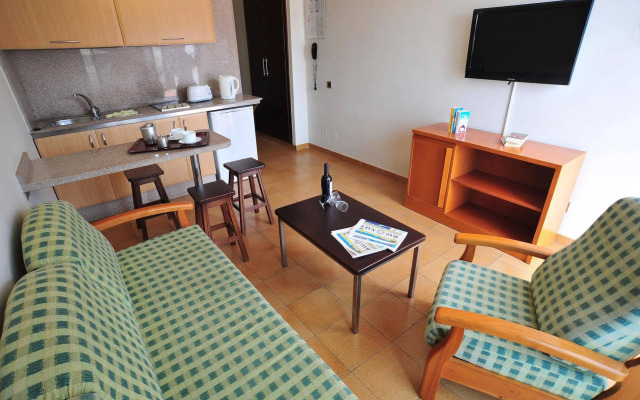 Rocamar Apartments
