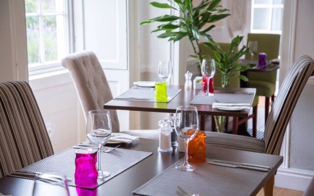Forest House And Andersens