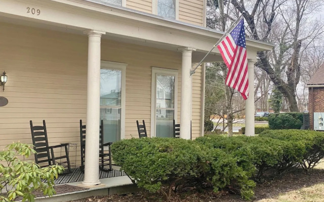 Red Rose Inn Bed & Breakfast