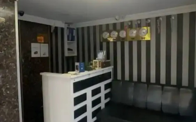 Jammy Hotel