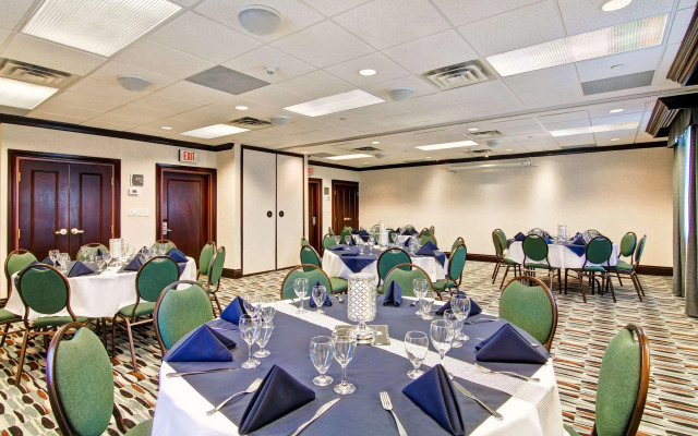 Homewood Suites by Hilton Toronto Mississauga