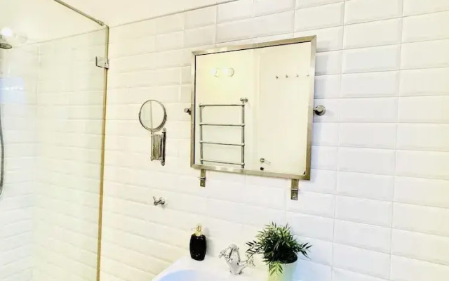 University Square Studio