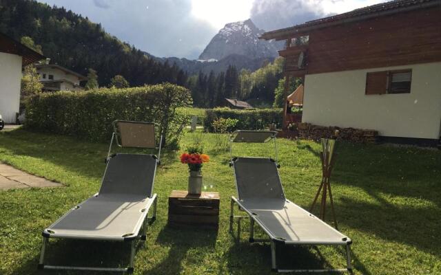 Chalet Tirolia