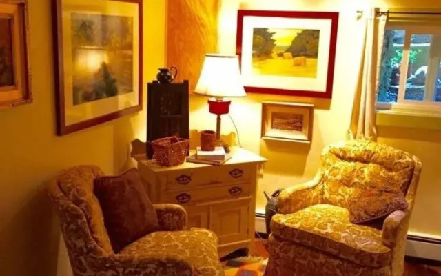 The Dolon House Bed and Breakfast