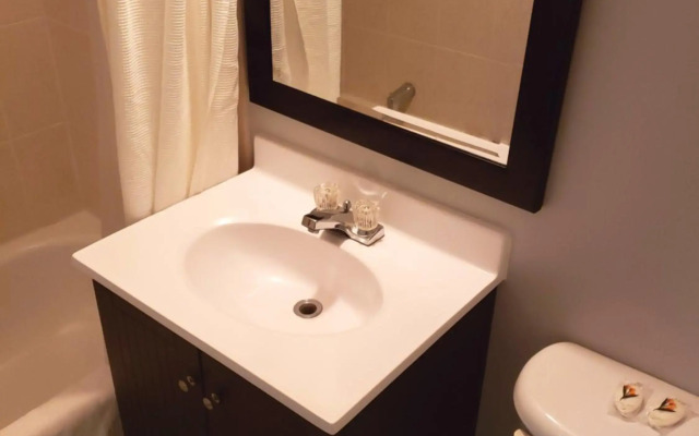 Regency Inn & Suites