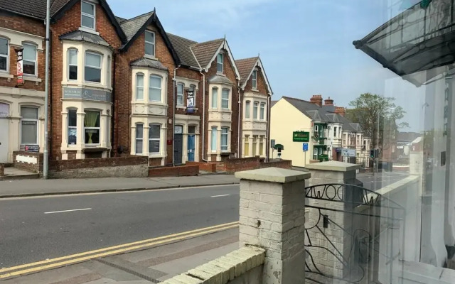 Swandown Hotel