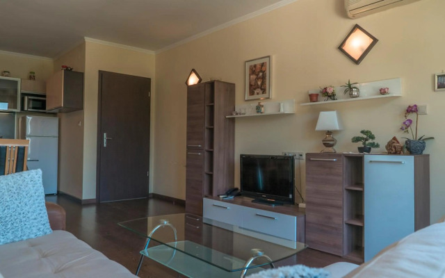 Apart-Hotel "Bendita-Mare"