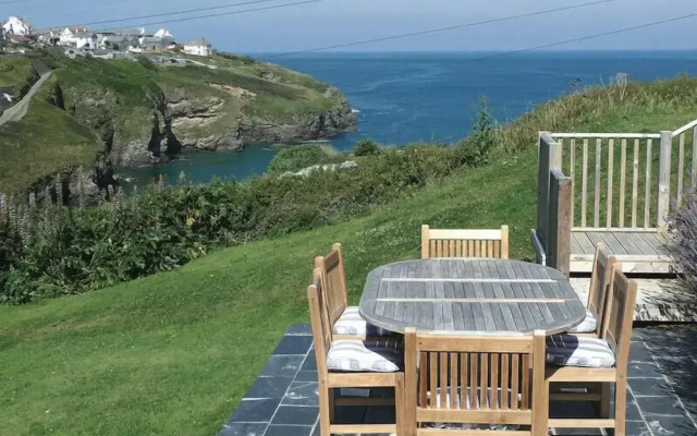 Cartway Cove
