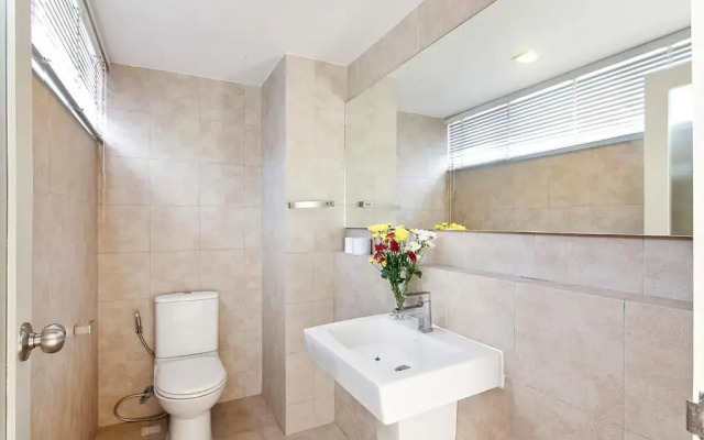 A2 Apartmen The Park Choeng Mon