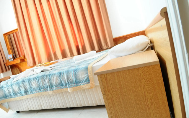 Kleopatra Beach Yildiz Hotel