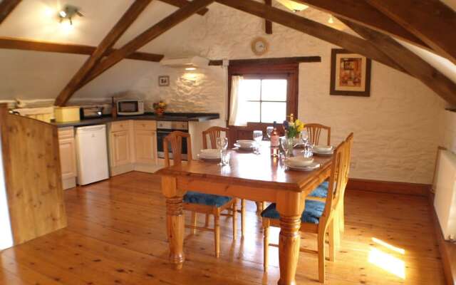 Polean Farm Cottages