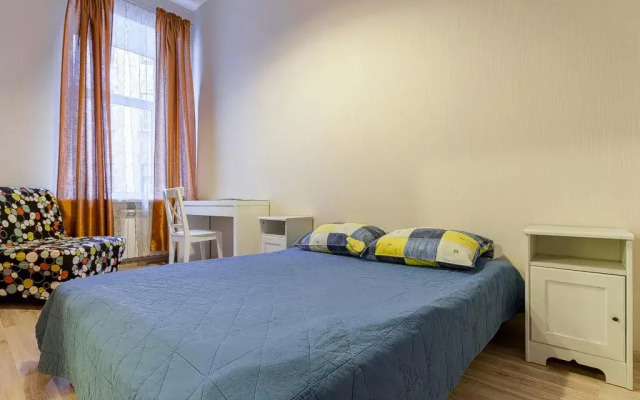 Apartments on Griboyedova 35