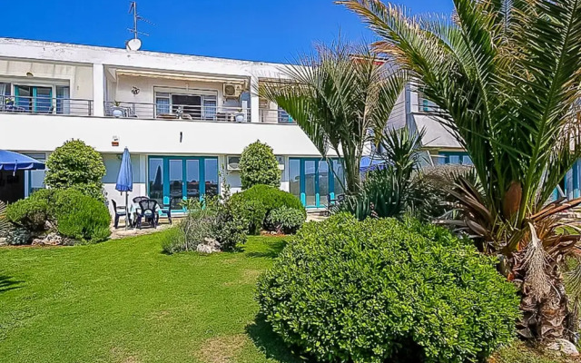 Scenic Apartment With Garden in Medulin