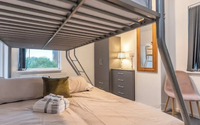 Beautiful 3-bed House in Bristol