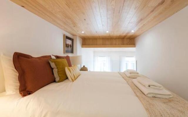 Bmyguest - Downtown Mezzanine Apartment