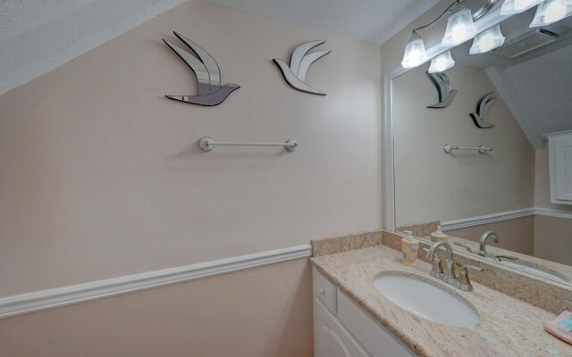 206 White Sandy-pet Friendly