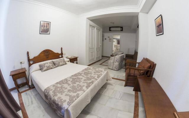Hotel La Pinta