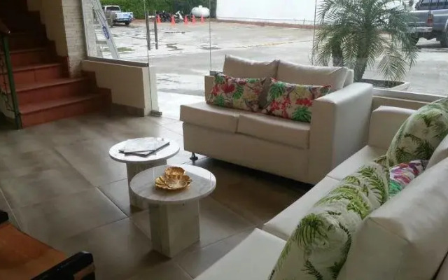 MON Hotel Boutique