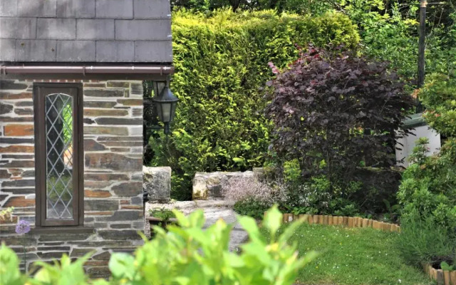 Charming Guest House in Cornish Countryside