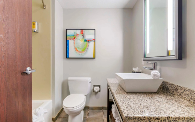 Best Western Plus Olathe Hotel