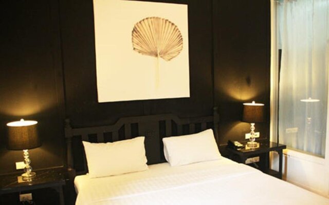 The Heritage Baan Silom Hotel