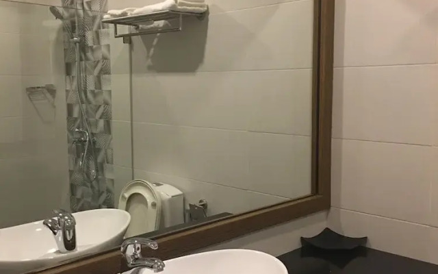 Robinland Residences - Hostel