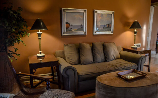 Inn at the Villa