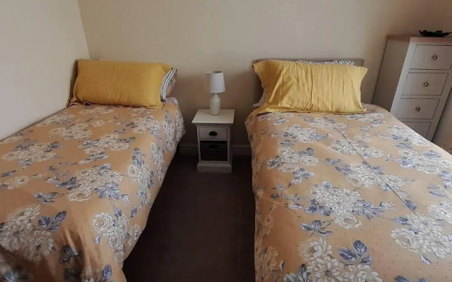 Remarkable 2-bed House in Walesby Nottinghamshire