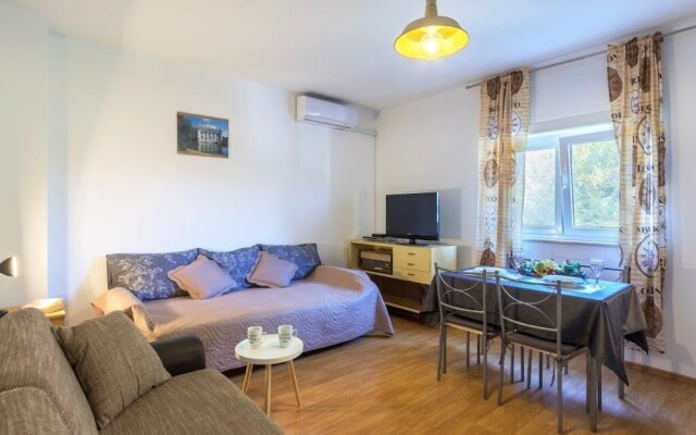 Apartments Jasmine 1008