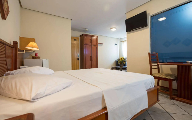 Requint Hotel