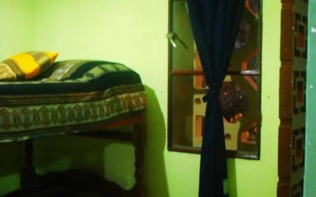 Wawqi Hostel