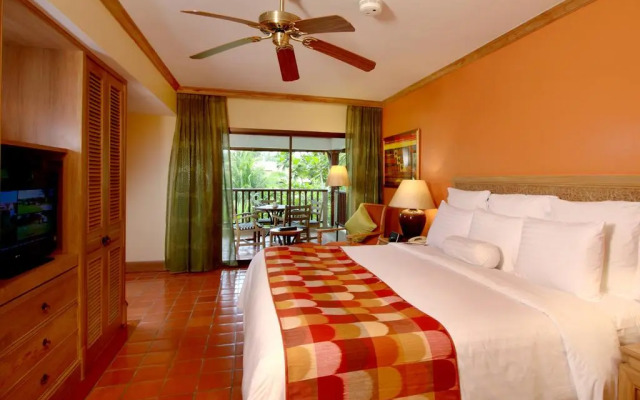 Marriott's Phuket Beach Club