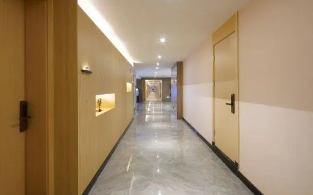 格雅轻居酒店(环球中心新会展店) – Hotel Rooms – Chengdu