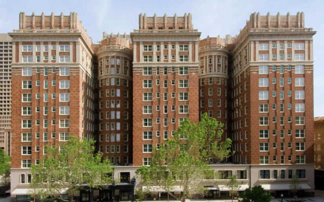 The Skirvin Hilton Oklahoma City