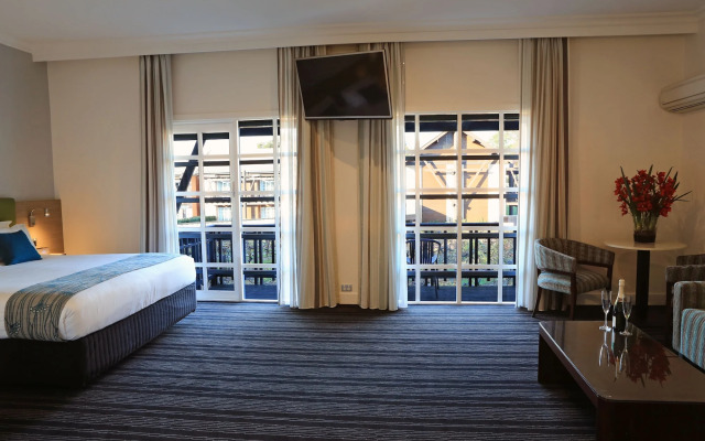 Novotel Swan Valley Vines Resort