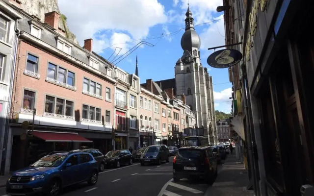 Les Voisins De Mr Sax