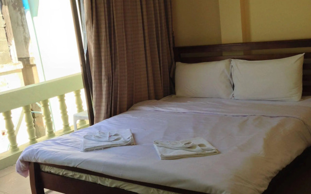 Tropicoza Guest House