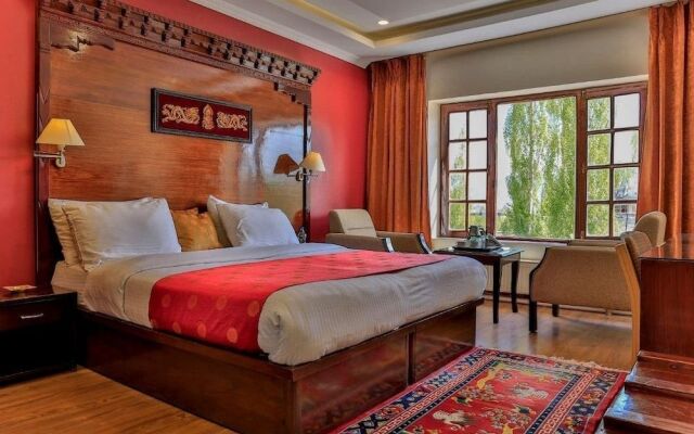 Hotel Lotus