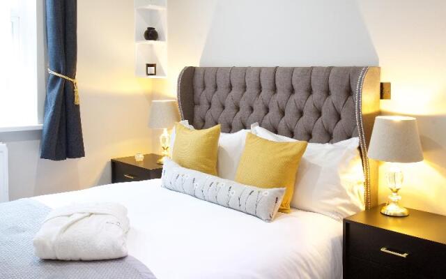 Avari Apartments - Winchester Collection