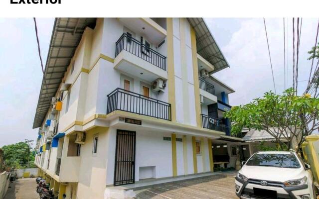 G357 Near Margo City