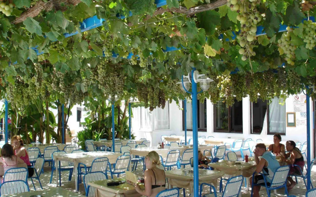 Garden Hotel