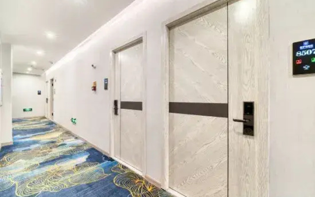 Verona Boutique Hotel (Wenzhou Longwan Haicheng)