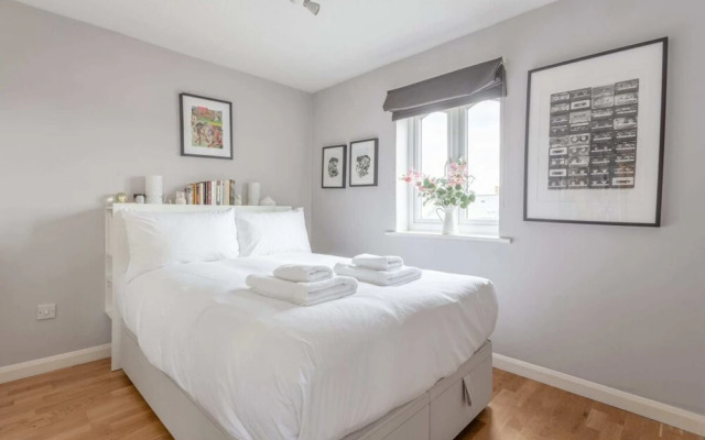 Chic and Cosy 1 Bed Flat in Nw-london