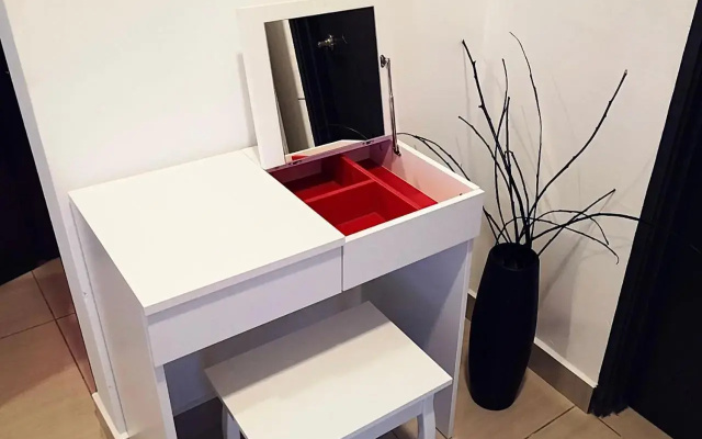 3BR Mount Austin @Midori Green (1 to 8pax)