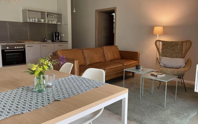 Grosszuegige Ferienwohnung mit Garten