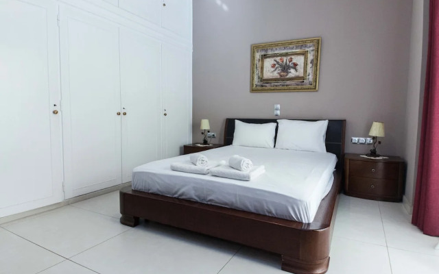 Kallithea Comfort 3 Bd Family Apt