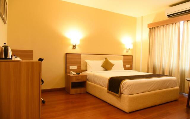 Hotel RK Gardenia
